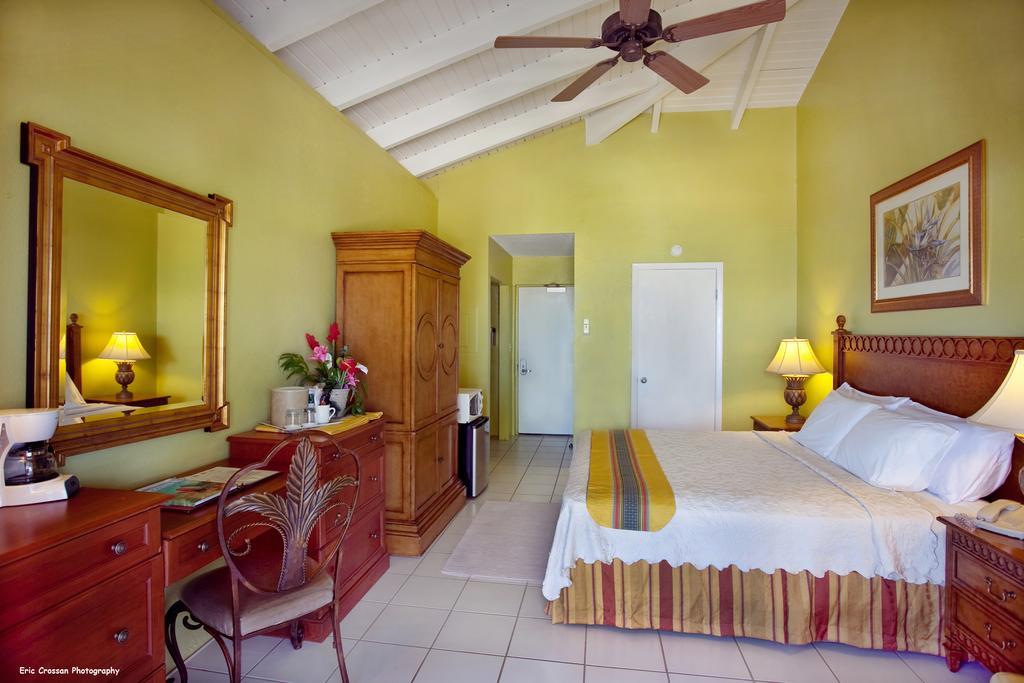 Hibiscus Beach Resort Christiansted Room photo